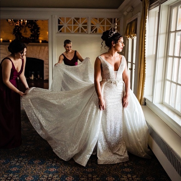 Pnina tornai bridal gown and skirt - Picture 11 of 15